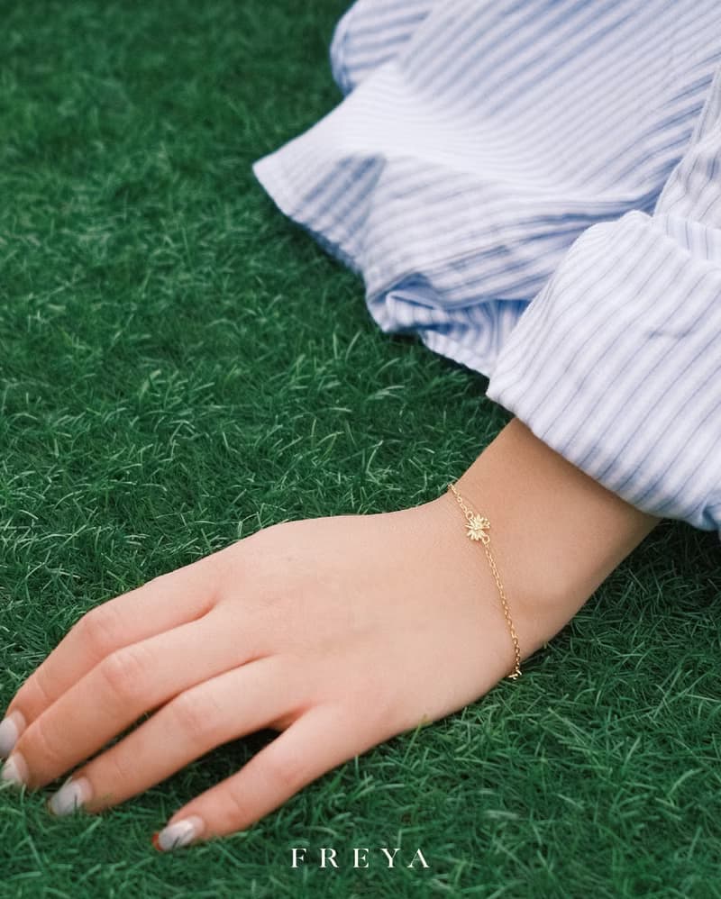 FREYA  單鑽 雛菊手鍊 設計款-純銀14k金