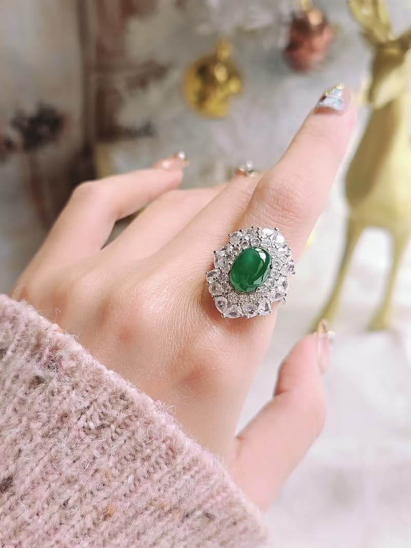 |財富老坑綠|A貨翡翠老坑種冰玻綠蛋面純銀豪鑲奢華款戒指