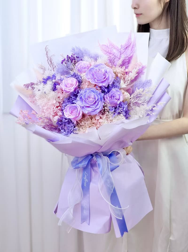 情人節花束 畢業花 七夕花  漸變色 永生花花束 - 2色可選