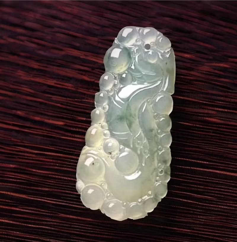 冰種飄花翡翠懷古龍牌項鍊 | 天然緬甸玉翡翠A貨 | 送禮