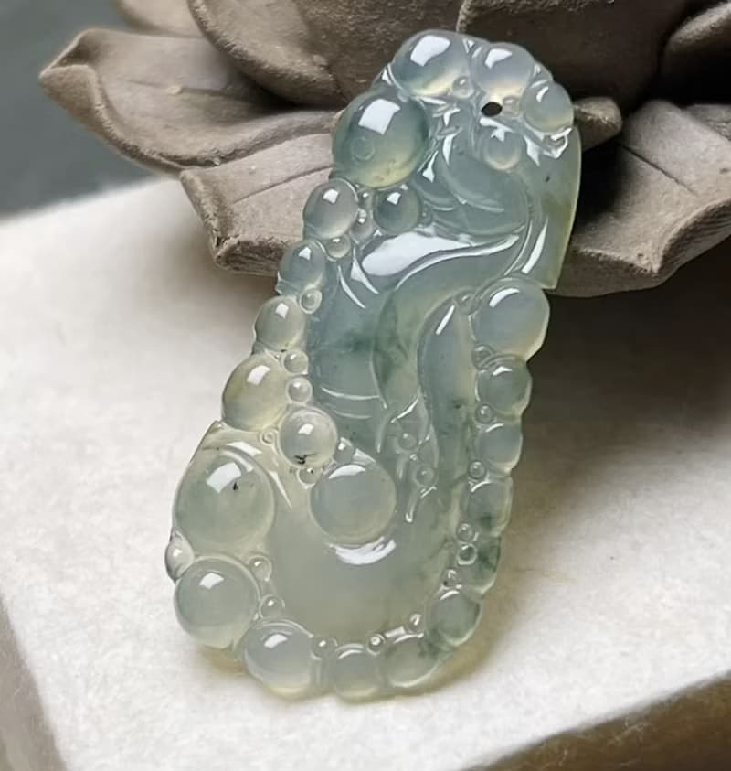 冰種飄花翡翠懷古龍牌項鍊 | 天然緬甸玉翡翠A貨 | 送禮