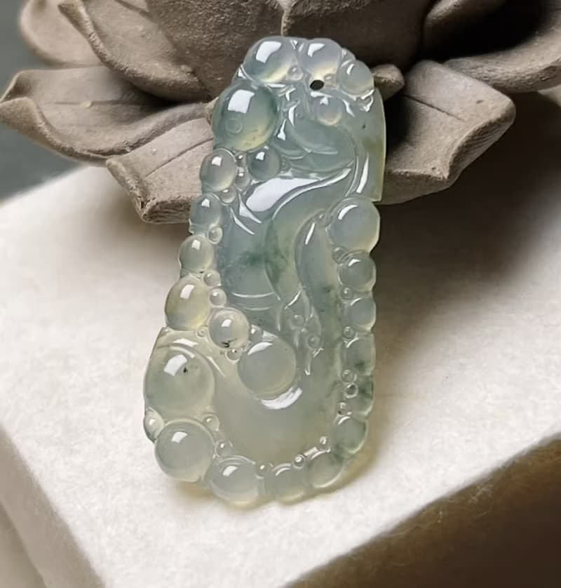 冰種飄花翡翠懷古龍牌項鍊 | 天然緬甸玉翡翠A貨 | 送禮