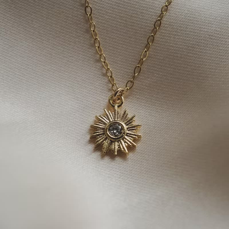 閃耀太陽項鍊 - 14K注金 - 歐美項鏈 - 金色項鏈