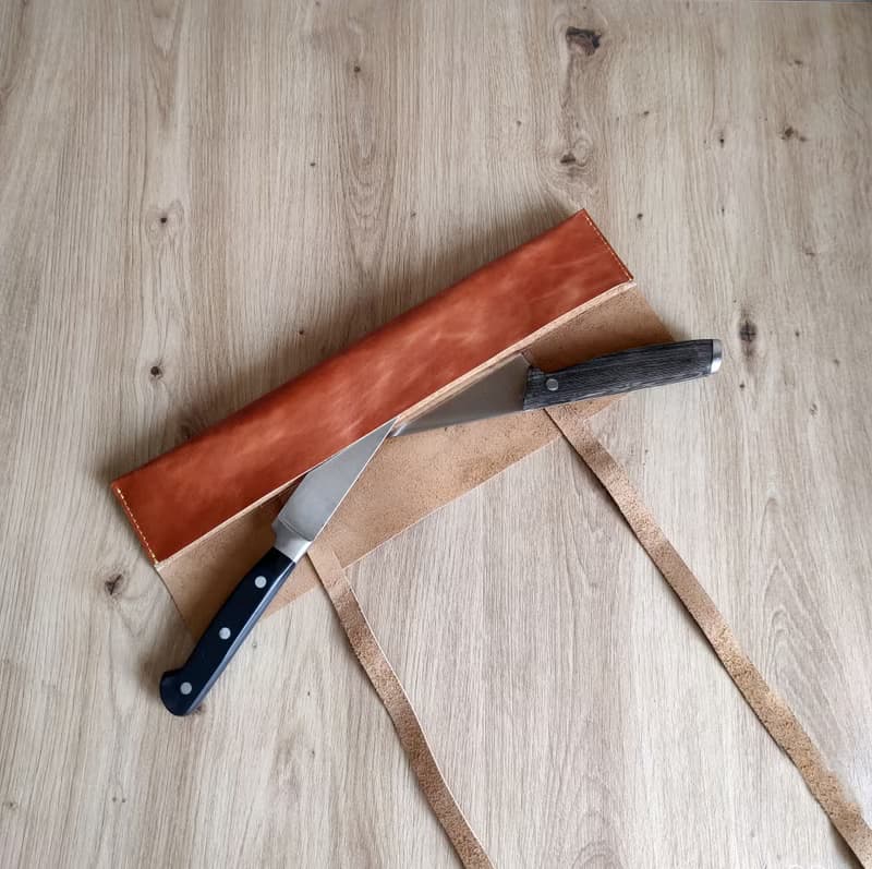 Personalized leather roll for 2 knives, leather knife roll, leather knife sheath