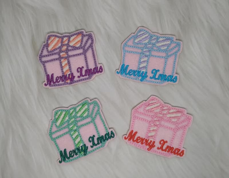 貼紙【聖誕系列~禮物】刺繡貼紙 耶誕禮物 禮物盒 燙貼