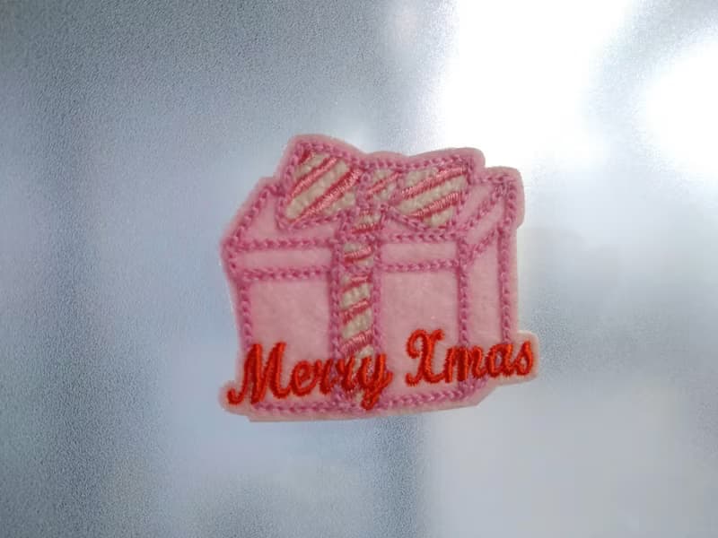 貼紙【聖誕系列~禮物】刺繡貼紙 耶誕禮物 禮物盒 燙貼
