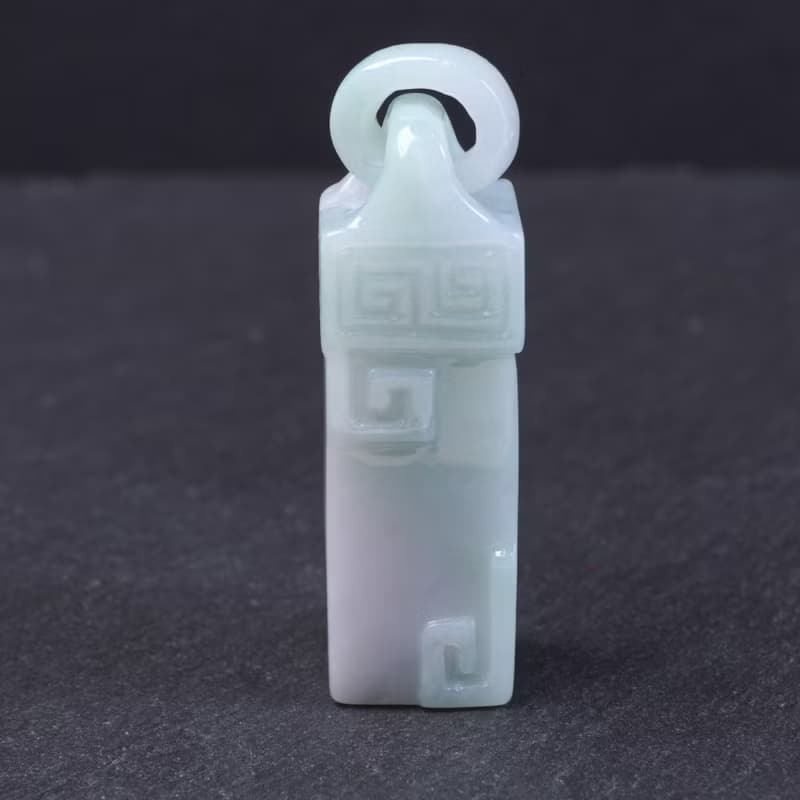 春帶彩翡翠懷古印章項鍊 | 天然緬甸玉A貨翡翠 | 送禮