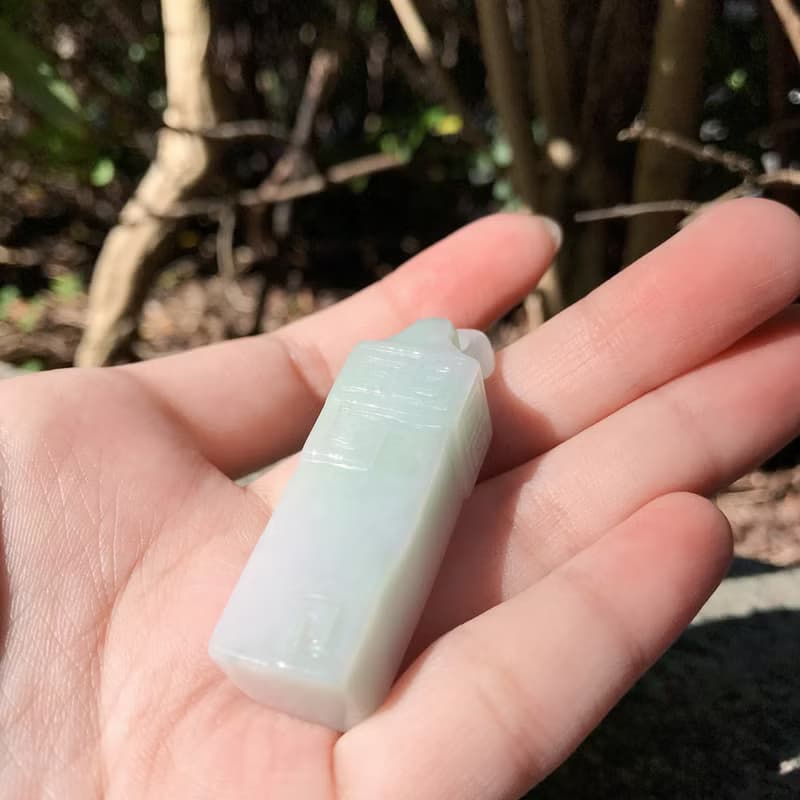 春帶彩翡翠懷古印章項鍊 | 天然緬甸玉A貨翡翠 | 送禮