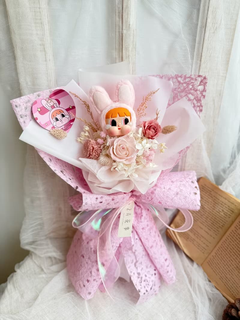 現貨哭娃Crybaby花兔兔永生花花束 情人節花束 生日花束