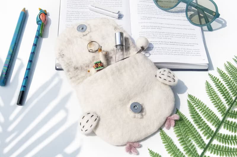 羊毛氈化妝袋/羊毛氈收納袋/零錢包/悠遊卡套/羊毛氈錢包-貓頭鷹