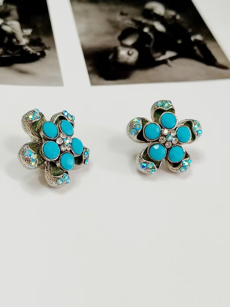 vintage jewelry  1928 立體青色花卉 夾式耳環
