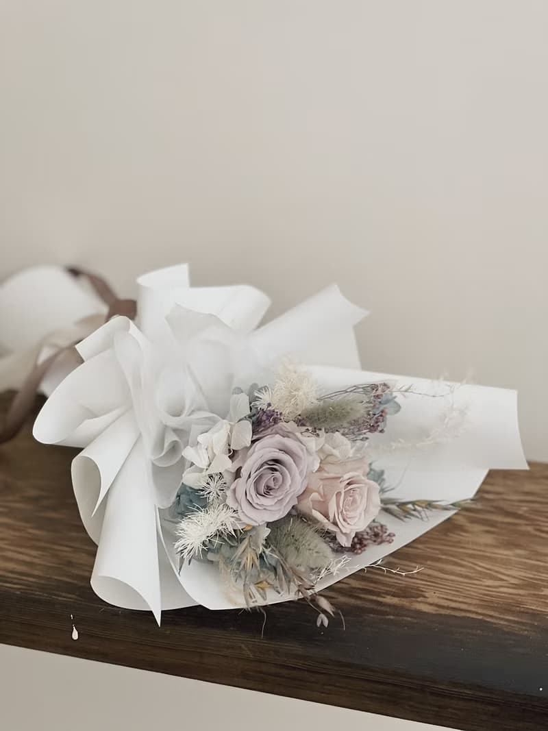 【永生玫瑰花花束】• 情人節/永生玫瑰花/永生玫瑰花花束/玫瑰花