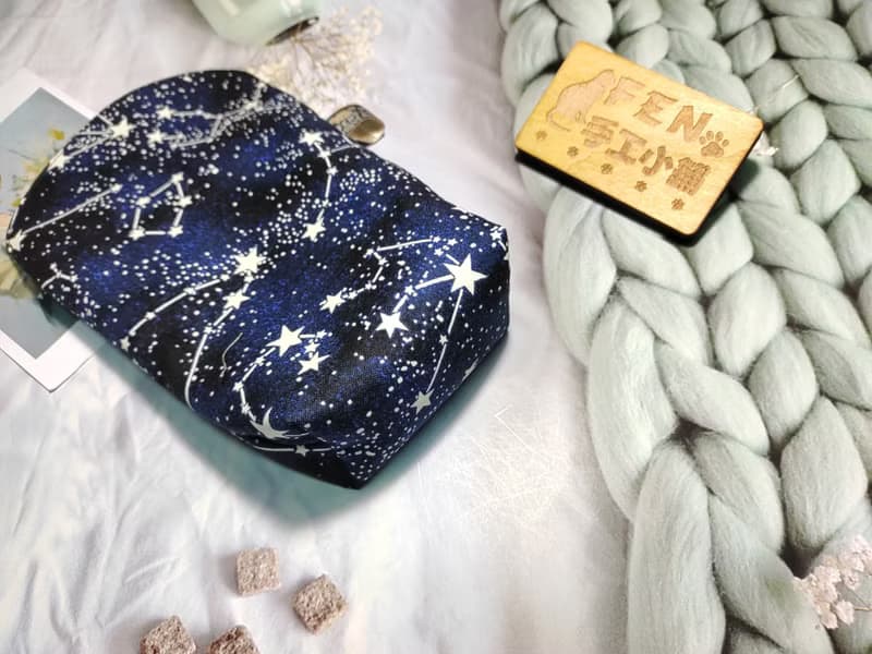 袋物系列-美國限量布夜光布藍底星座款收納袋-塔羅牌收納保護袋