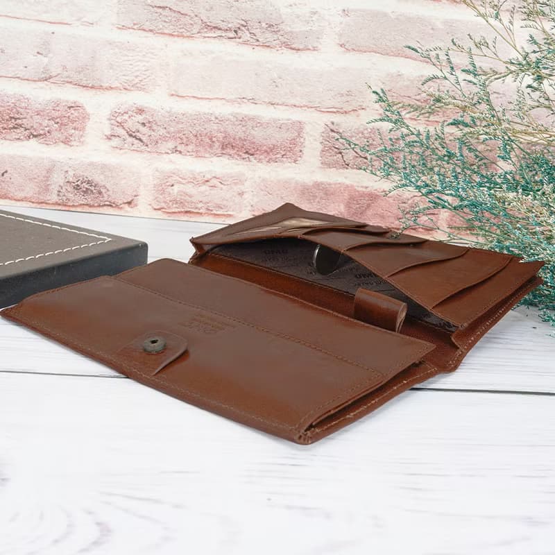 義大利植鞣革機能款牛皮護照夾