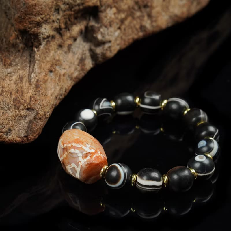 西亞蓮花寶瓶.藥師瑪瑙珠手串(內圍16公分)