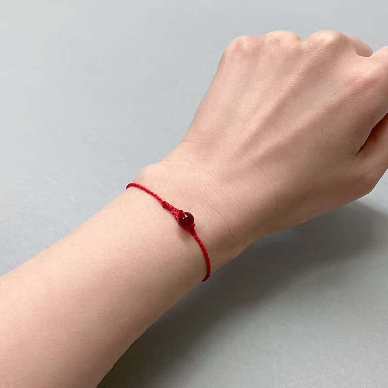 紅石榴石紅線四股編超細蠟線編織手環(正紅)