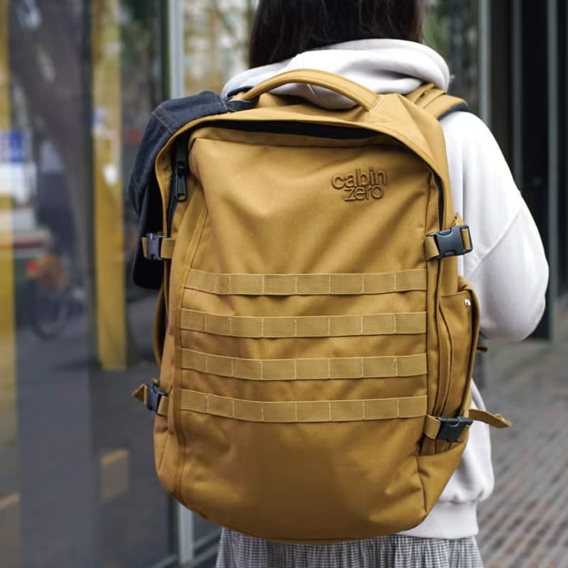 CabinZero 英國輕旅登機後背包44L-軍用款2.0(登山/旅行包)