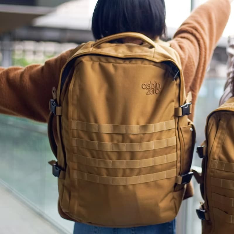 CabinZero 英國輕旅登機後背包44L-軍用款2.0(登山/旅行包)