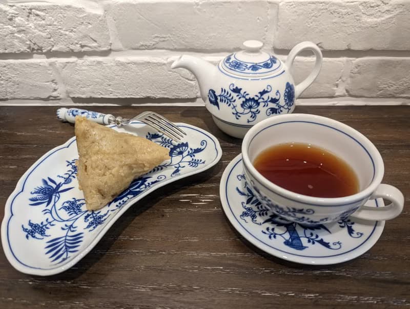 布拉格高堡經典彎月盤-17CM /  婚禮 / 新居禮物