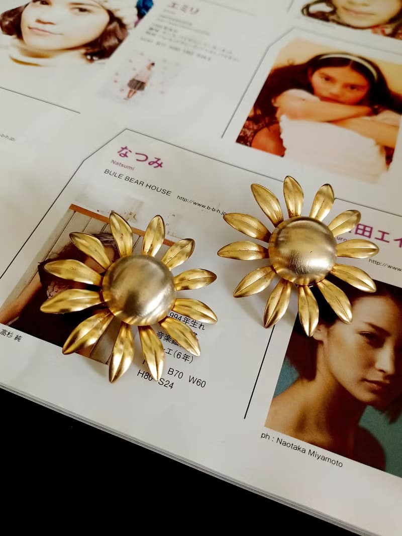 vintage jewelry  典雅霧金太陽花夾式耳環