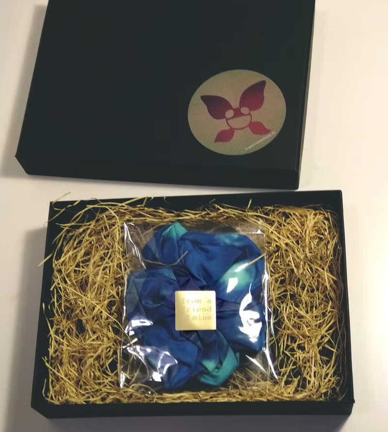 【展現浪漫品味的法式禮盒】法式質感精品 - 100%純絲髮圈組合