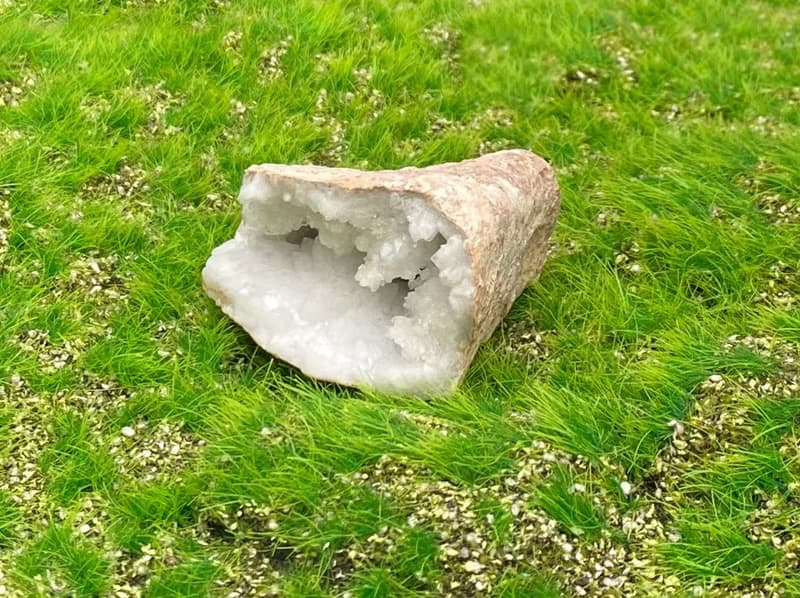 天然原礦瑪瑙白晶花簇小晶洞 白水晶 居家 辦公室 療癒 能量擺件