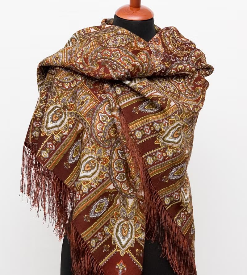Pavlovo Posad Russian Shawl 100% Wool Scarf 125x125 cm Wrap Silk Fringe 598-56