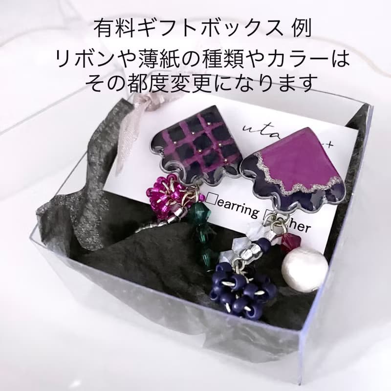 フェミニンブラック イヤリング/ピアス