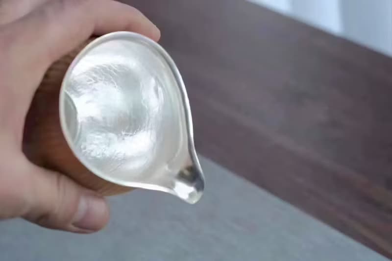 手工純銀配竹編外殼茶海公道杯