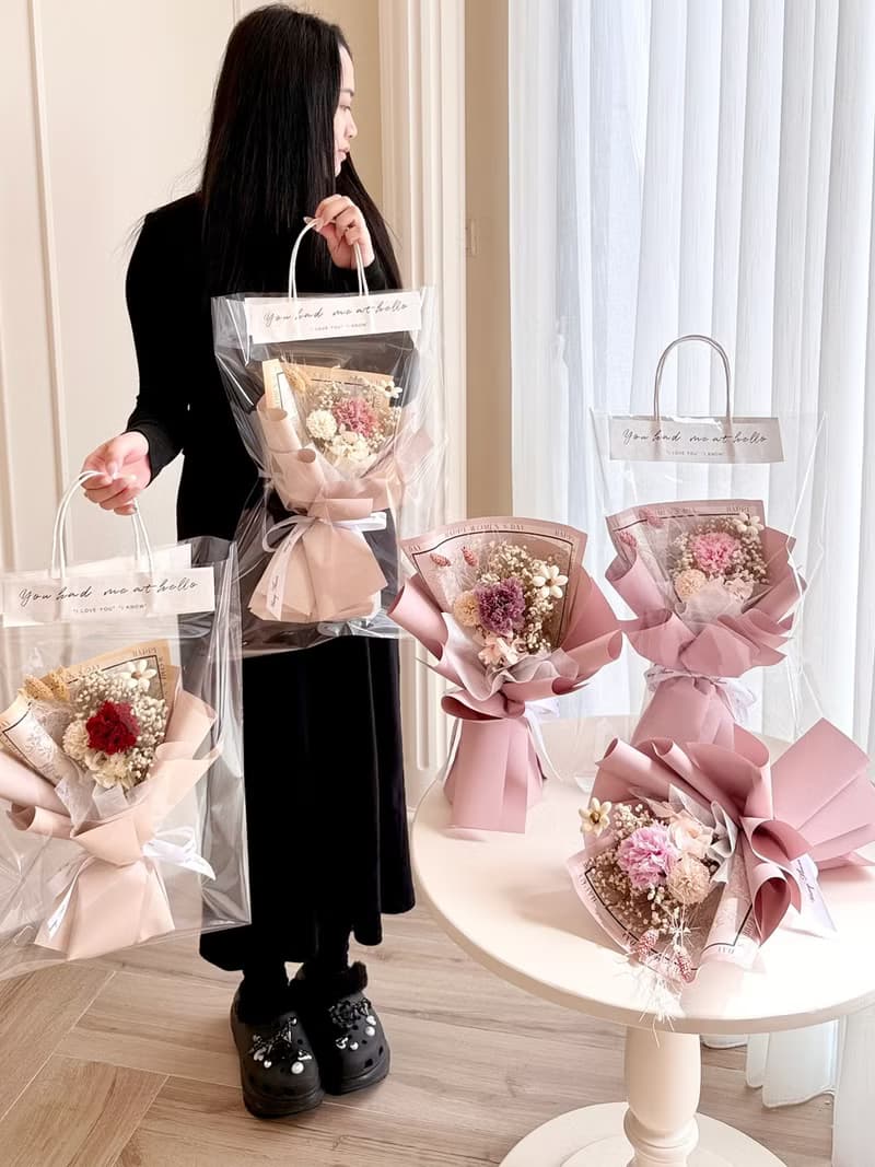 清新康乃馨花束+韓風提袋 母親節花束 乾燥花 永生花  母親節禮物