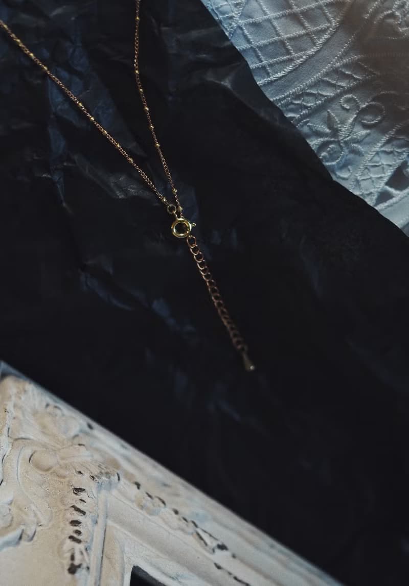 微鑲鋯石 流星擺墜黃銅鎖骨鏈