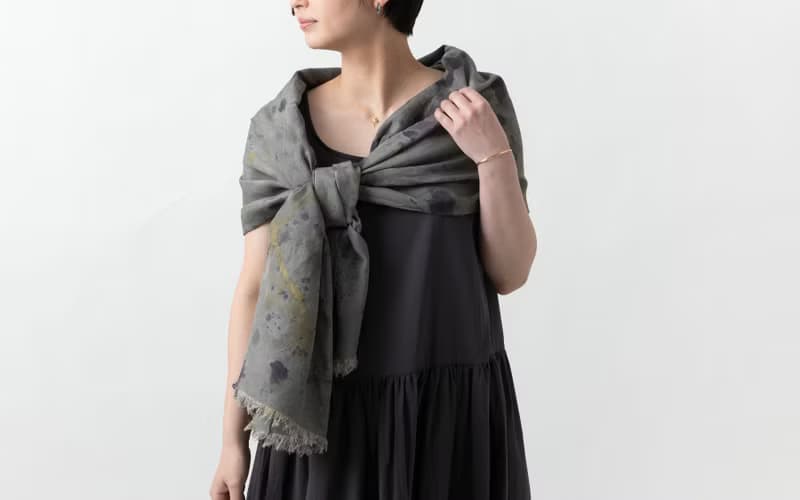 enrica cottonsilk scarf botanicalmix / botanical dye
