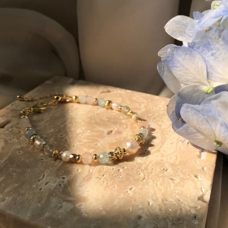 【四月・繡球花】戀人絮語 | 摩根石手鍊 長度可調 水晶手鍊