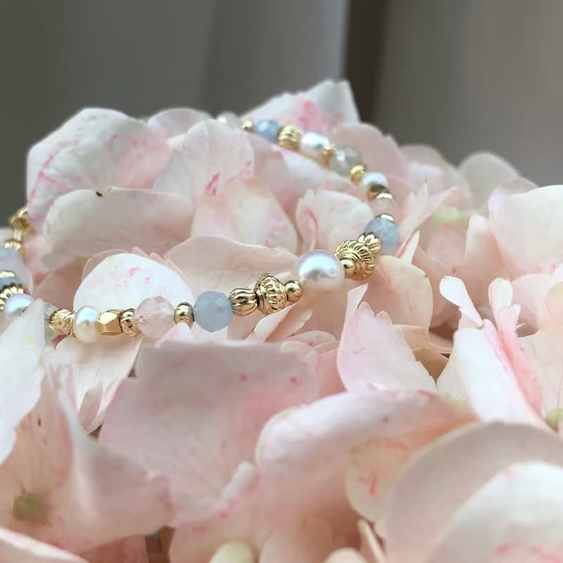 【四月・繡球花】戀人絮語 | 摩根石手鍊 長度可調 水晶手鍊