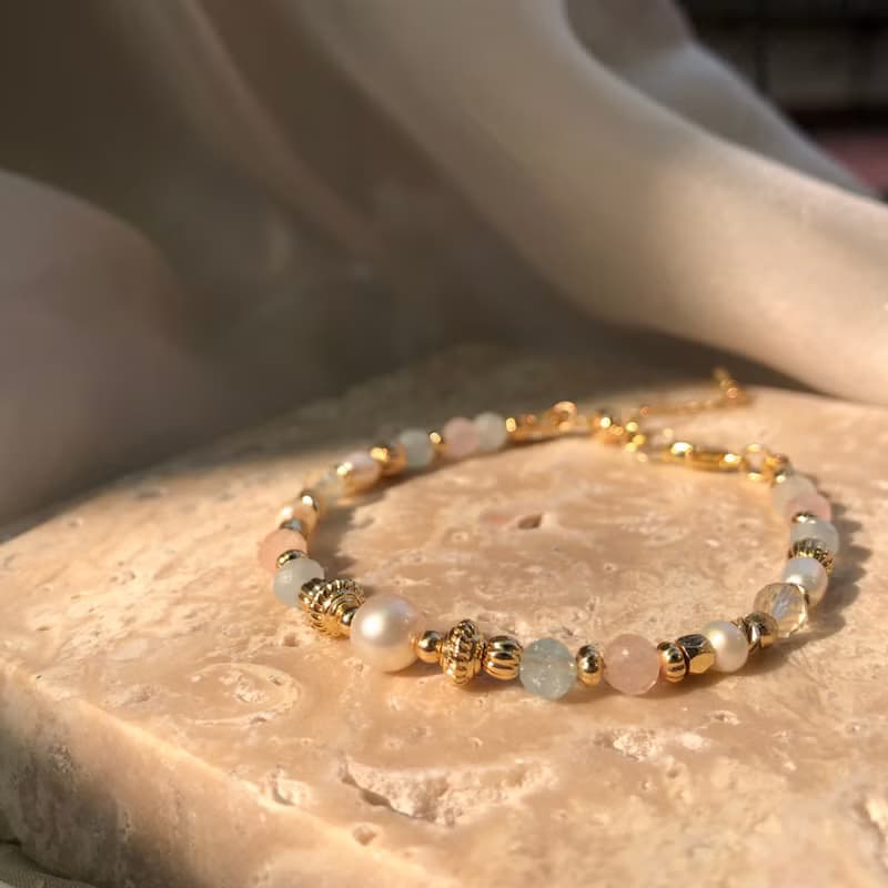 【四月・繡球花】戀人絮語 | 摩根石手鍊 長度可調 水晶手鍊