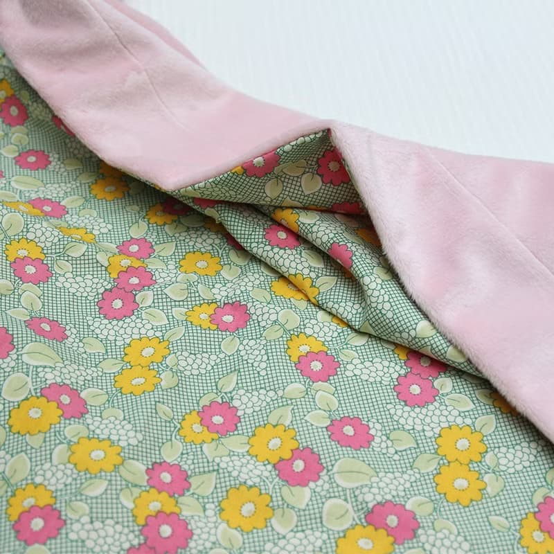 Made in korea flower baby minky blanket (new born baby gift) 新生兒, 出産祝い, 布  ブランケッ