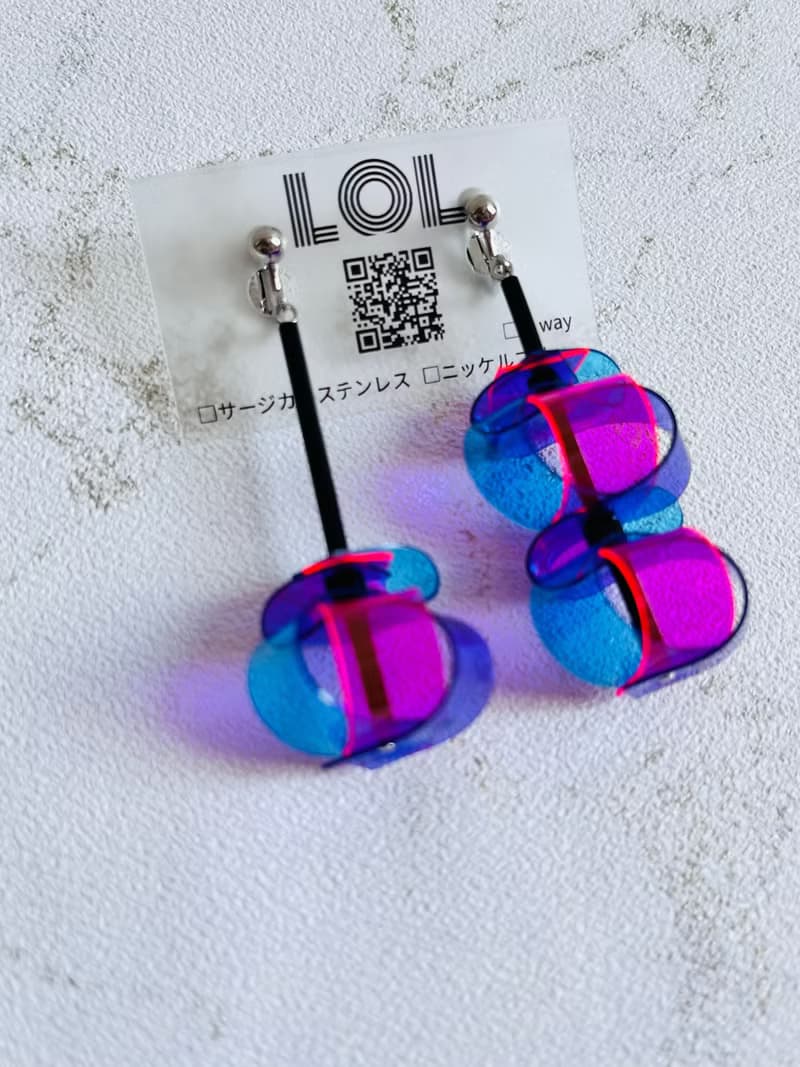PVC DesignE 051 ピアス/イヤリング