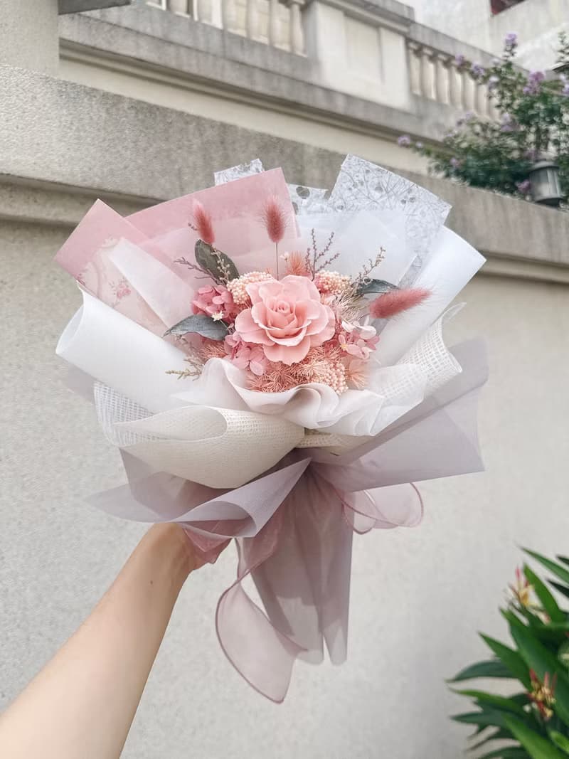 永生玫瑰花束_夏日陽光如妳 水蜜桃粉紅