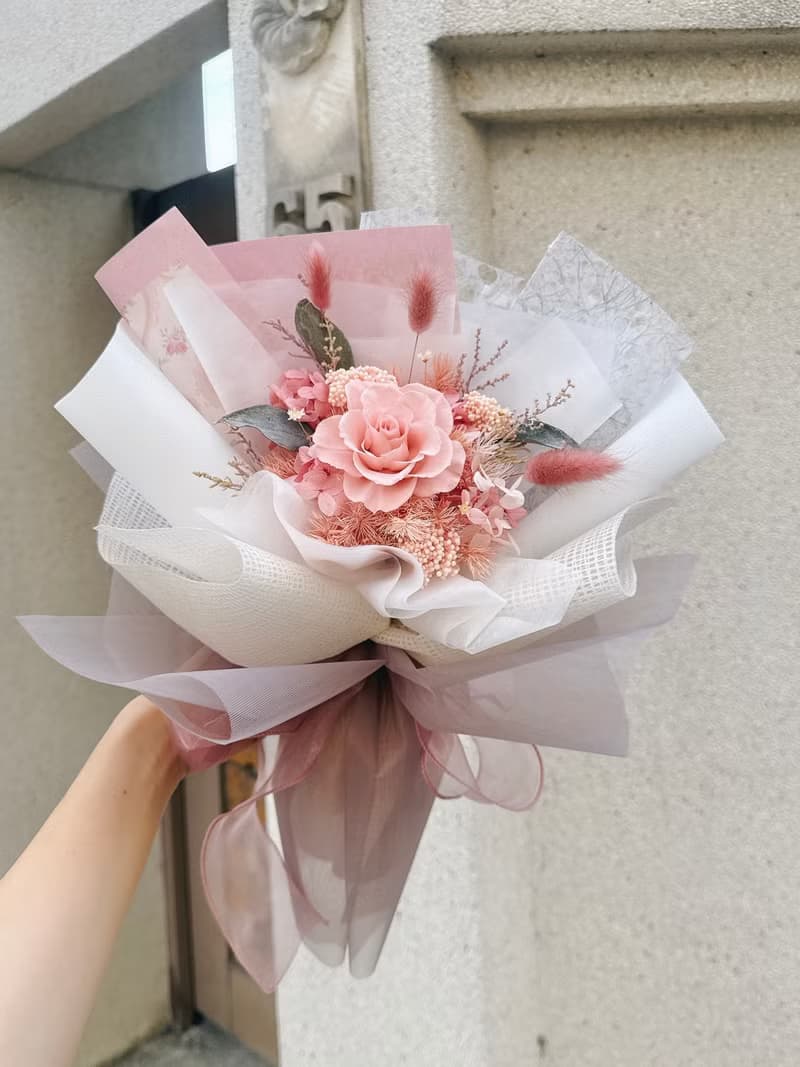 永生玫瑰花束_夏日陽光如妳 水蜜桃粉紅