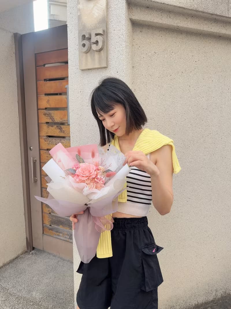 永生玫瑰花束_夏日陽光如妳 水蜜桃粉紅