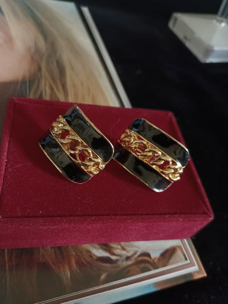 vintage jewelry  金色黑琺瑯夾式耳環