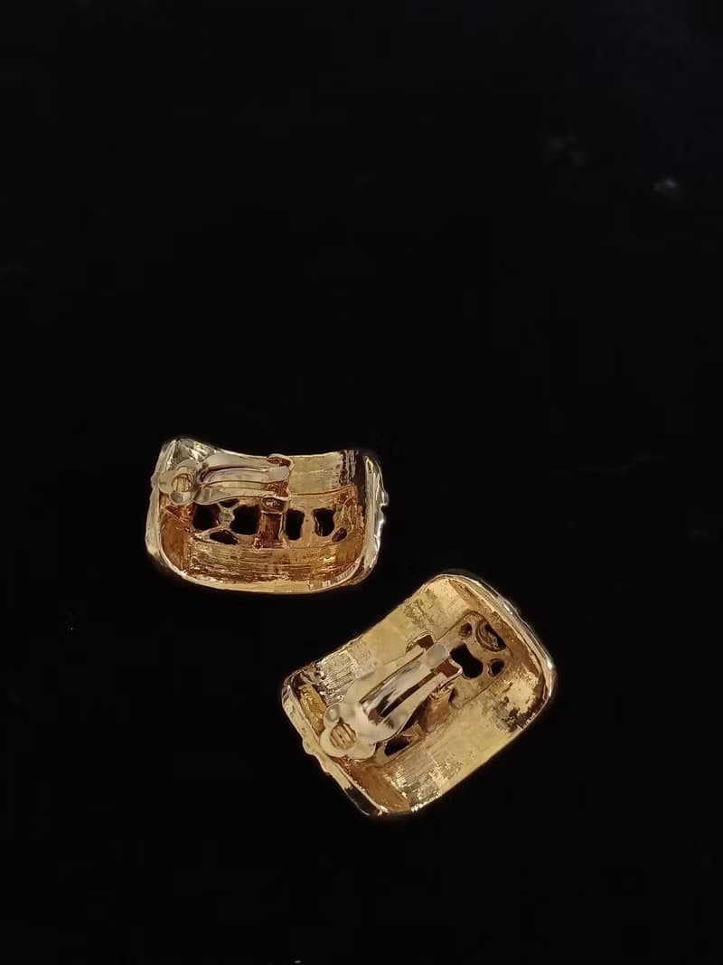 vintage jewelry  金色黑琺瑯夾式耳環
