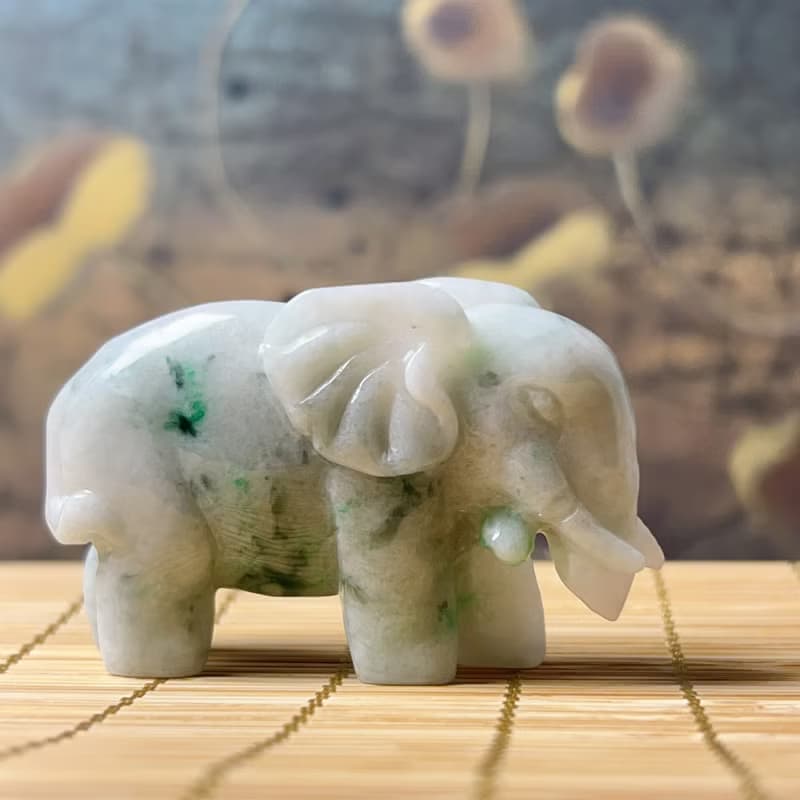 【吉象如意】飄綠花翡翠大象擺飾 | 天然緬甸玉A貨翡翠 | 送禮
