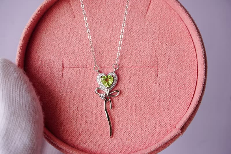 Natural Peridot Necklace Sterling silver 925.