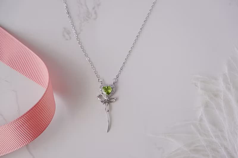 Natural Peridot Necklace Sterling silver 925.