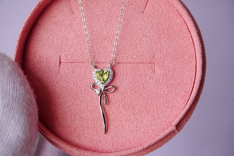 Natural Peridot Necklace Sterling silver 925.