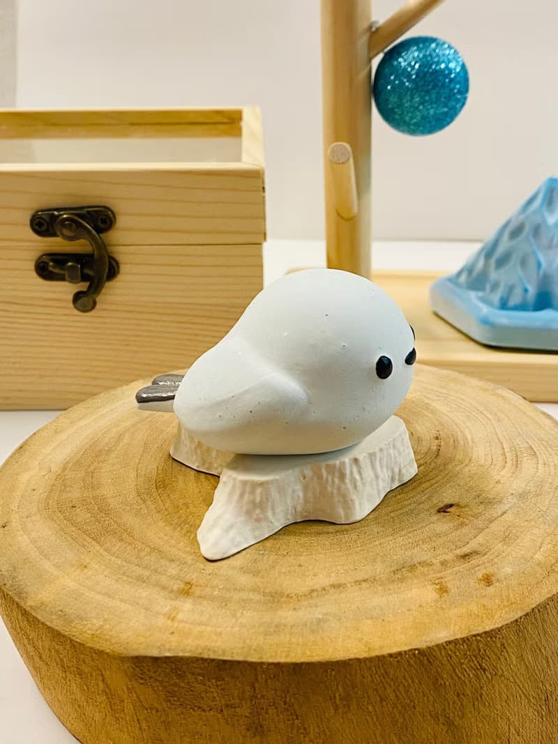 北海道 銀喉長尾山雀擴香石 (大隻) Long-tailed Tit Aroma Stone
