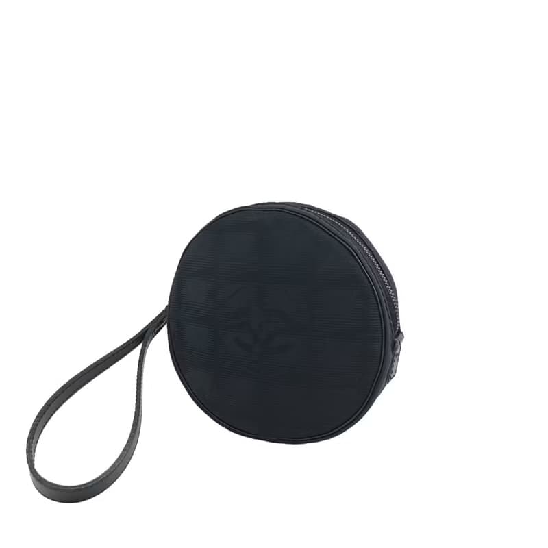 【 日本直送　名牌中古包 】CHANEL シャネル ニュートラベルライン ポーチ ブラック CCロゴ ナイロン 7089201 vintage pwyccn