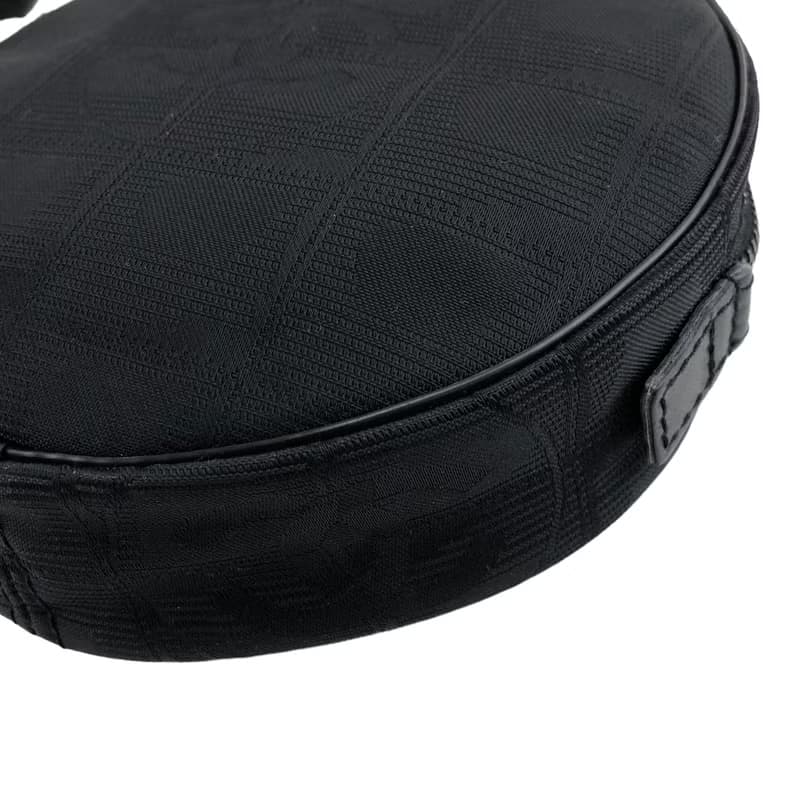 【 日本直送　名牌中古包 】CHANEL シャネル ニュートラベルライン ポーチ ブラック CCロゴ ナイロン 7089201 vintage pwyccn