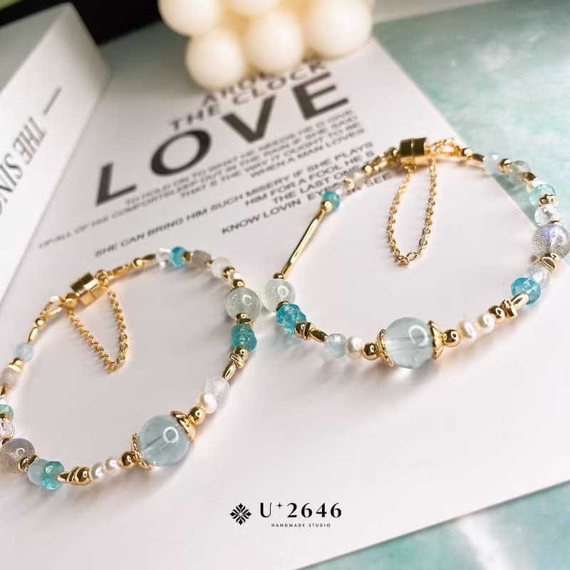 若水 海藍寶 藍磷灰 天然珍珠 拉長石 白水晶 磁吸扣礦石水晶手環
